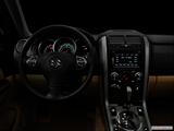  Centered wide dash shot photo